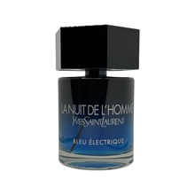  La Nuit de L'Homme Bleu Électrique