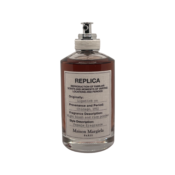 Replica - Lipstick On